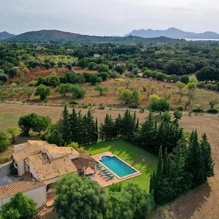 Schoene Fuer 8 Personen In Der Naehe Von Pollenca By Interhome Pollença