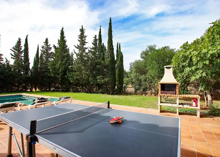 Schoene Fuer 8 Personen In Der Naehe Von By Interhome * بويينسا