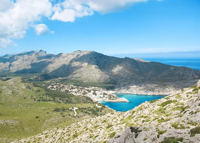 Schoene Fuer 8 Personen In Der Naehe Von By Interhome