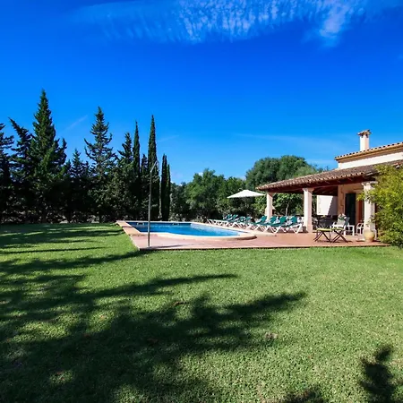 Schoene Fuer 8 Personen In Der Naehe Von By Interhome Holiday home *