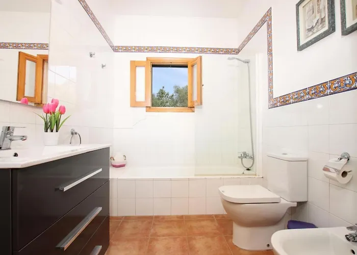 Schoene Fuer 8 Personen In Der Naehe Von By Interhome * Pollença